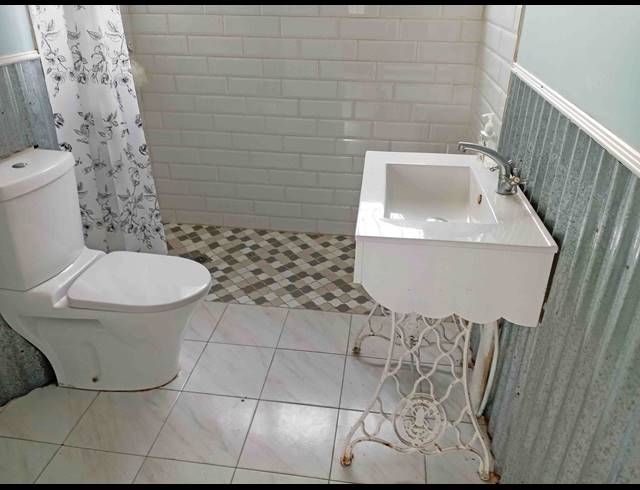 5 BEDROOM HOUSE FOR SALE IN BLUFF